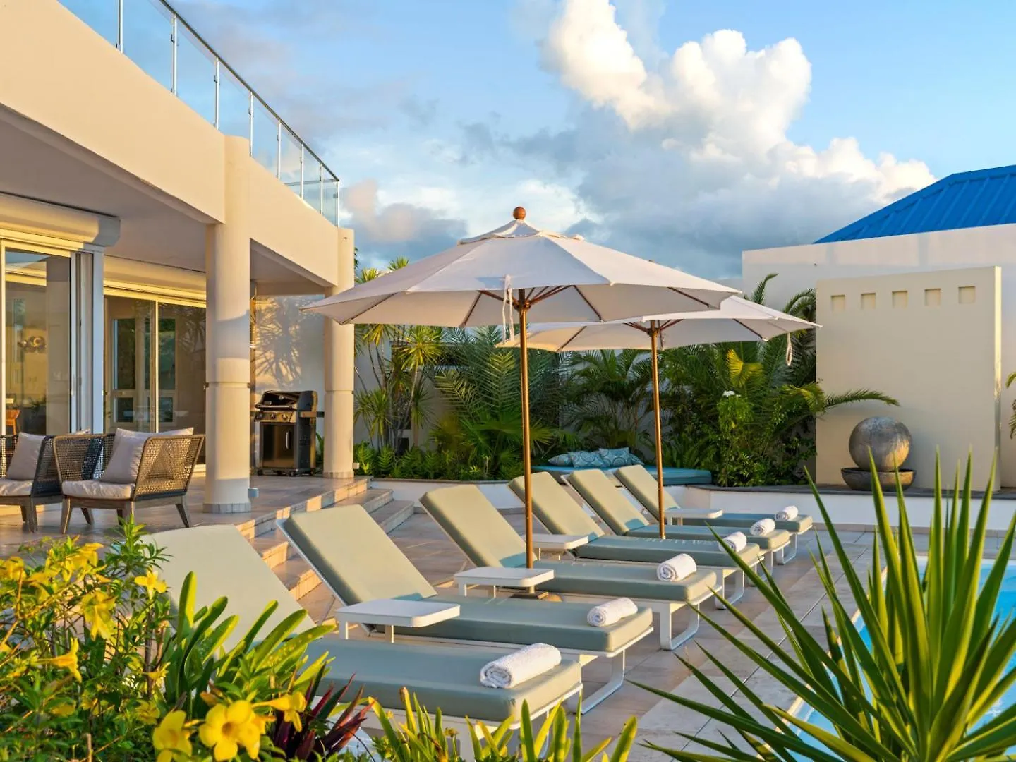 Villa Ocean 5 Happy Bay 6 Bedroom Villa, Stunning Ocean Views, 2 Beaches, Close To Grand-Case Dining La Savane