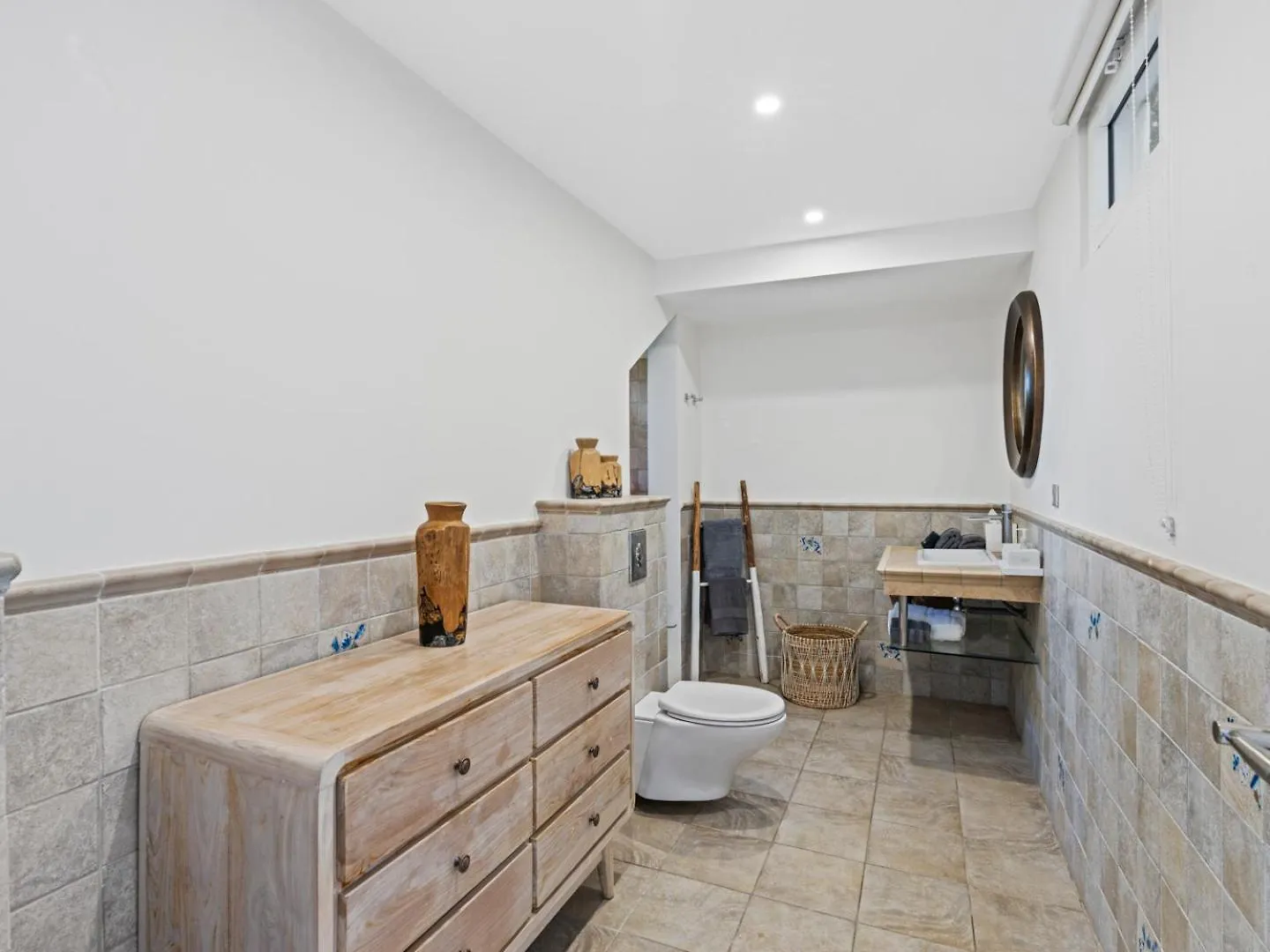 Ocean 5 Happy Bay 6 Bedroom Villa, Stunning Ocean Views, 2 Beaches, Close To Grand-Case Dining La Savane