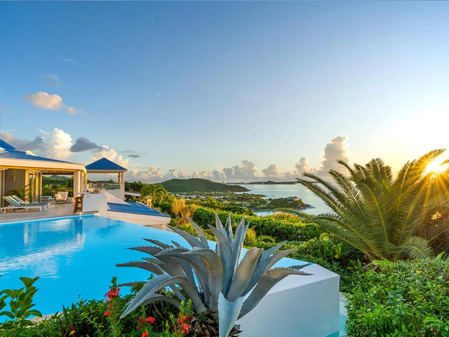 Villa Ocean 5 Happy Bay 6 Bedroom Villa, Stunning Ocean Views, 2 Beaches, Close To Grand-Case Dining La Savane Sint Maarten