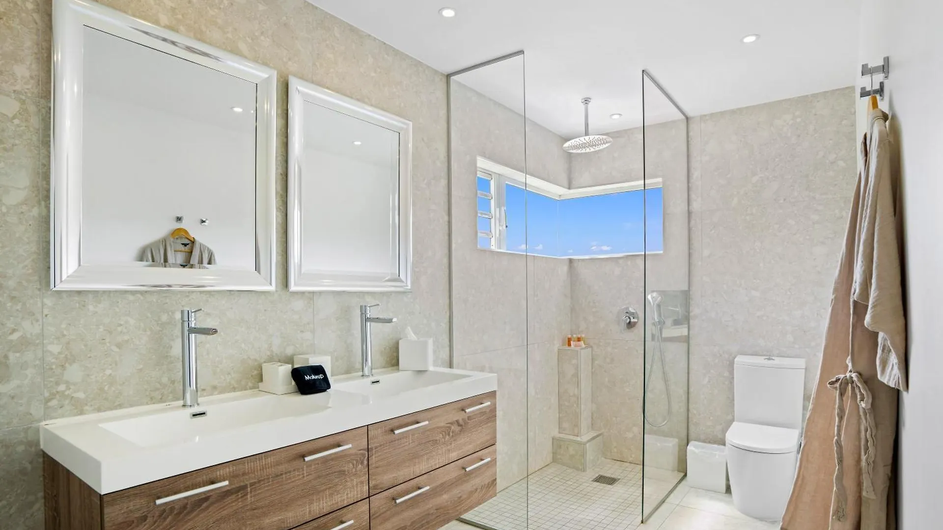 Ocean 5 Happy Bay 6 Bedroom Villa, Stunning Ocean Views, 2 Beaches, Close To Grand-Case Dining La Savane 0*,